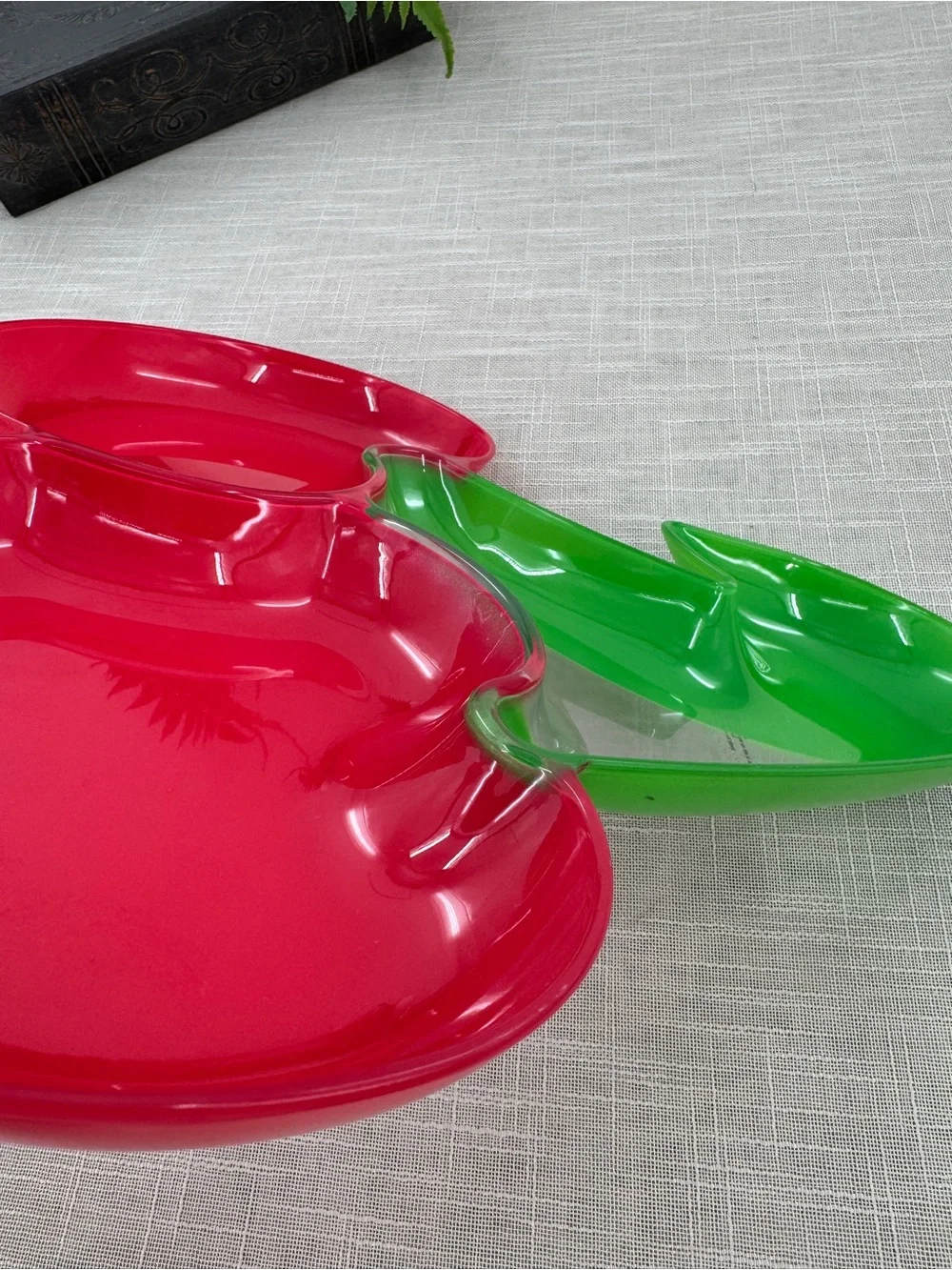 Cherry Serving Tray 🍒 Retro Kitsch Red Green Snack Dish Y2K Cottagecore